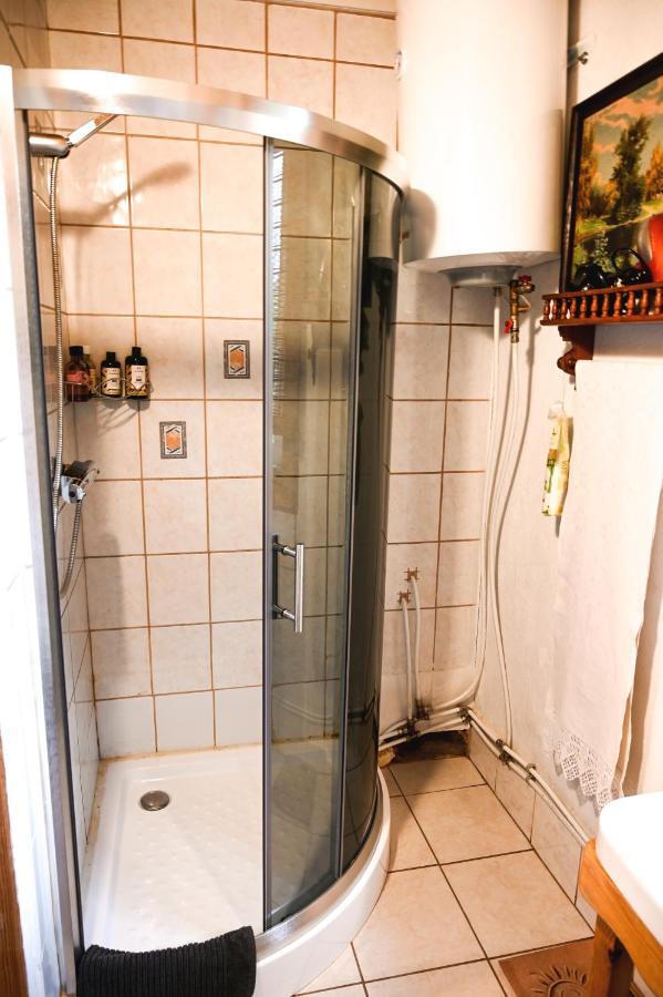 Villa Idilliska Latgaliesu Lauku Maja Ar Melno Pirti à Aglona Extérieur photo